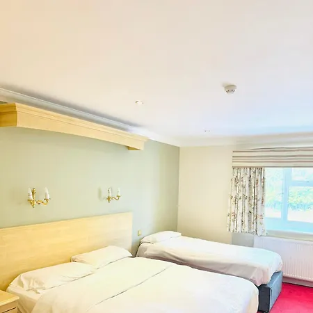 Consort Hotel Rotherham Room photo