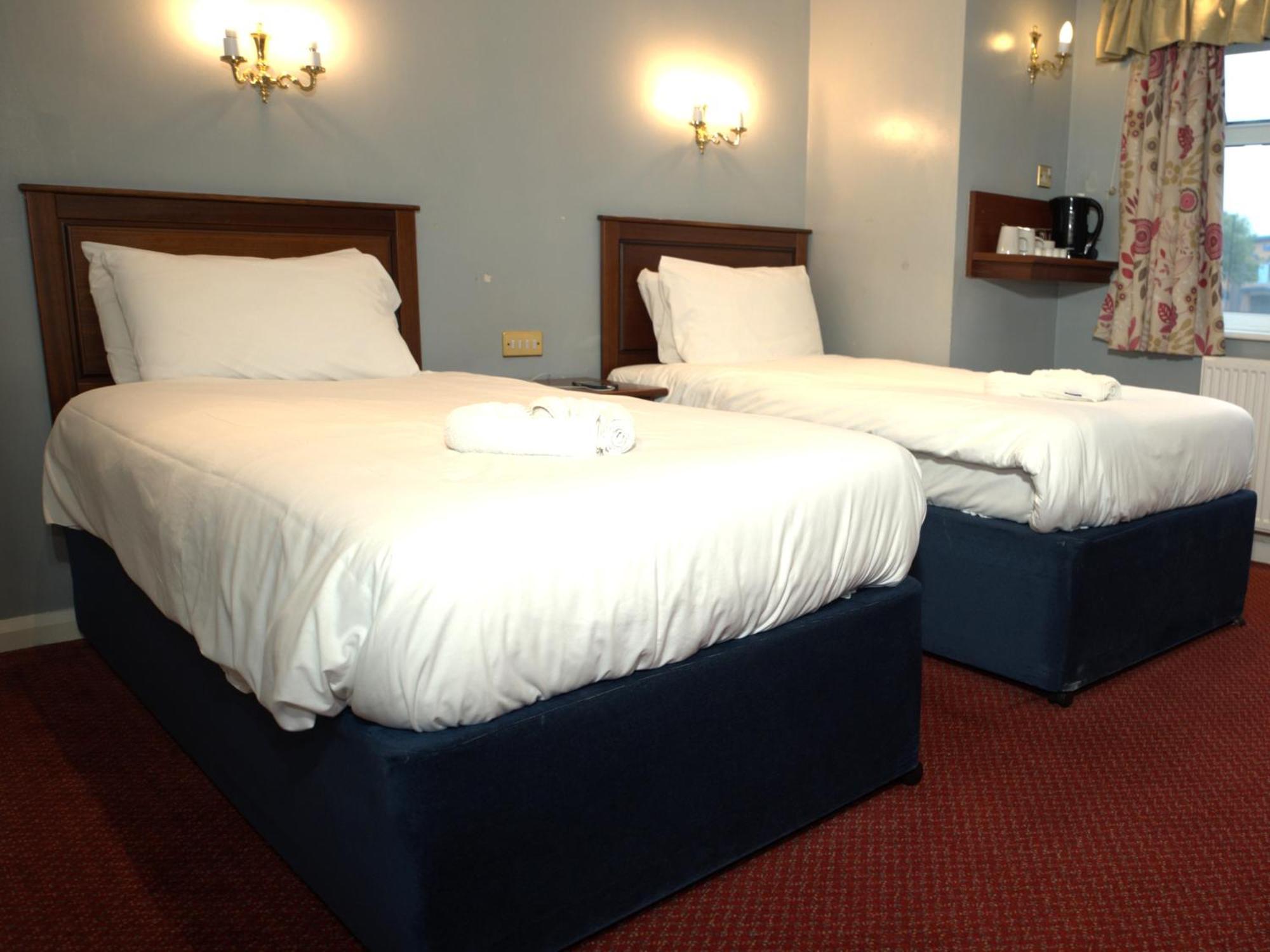 Consort Hotel
